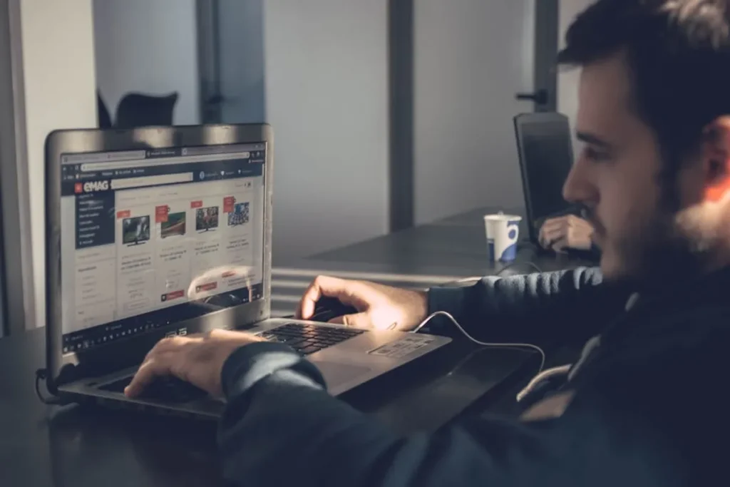 Image Search Techniques That Improve Online Investigations