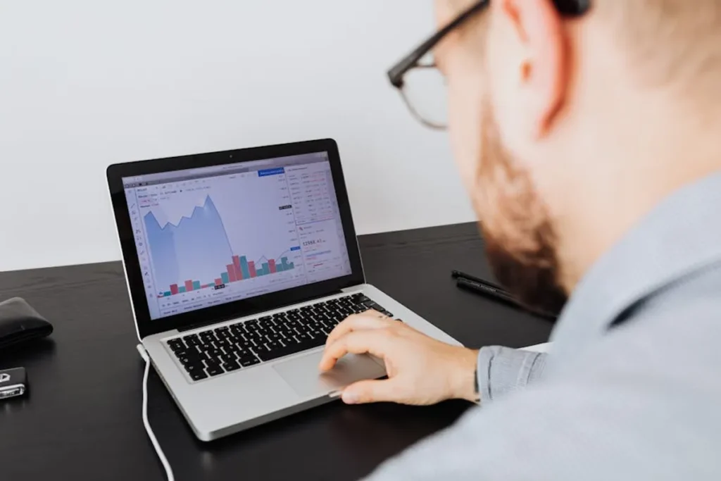 Ranking History: How to Use Past Data for SEO Decisions